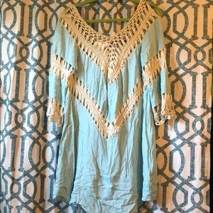SALE! BUNDLE 3/$20 Umgee tunic mint size large